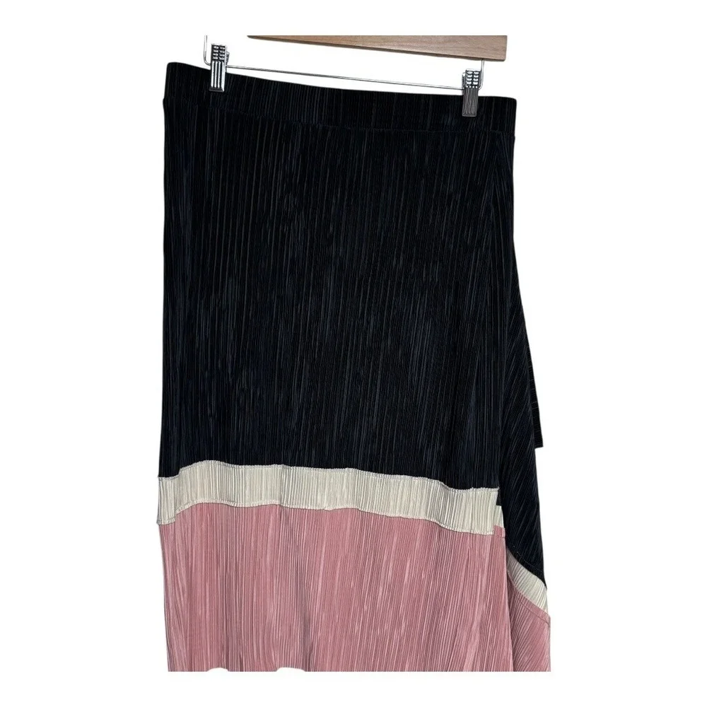 Alfani Petite large Black Pink White Pleated Asymmetrical Midi Skirt‎